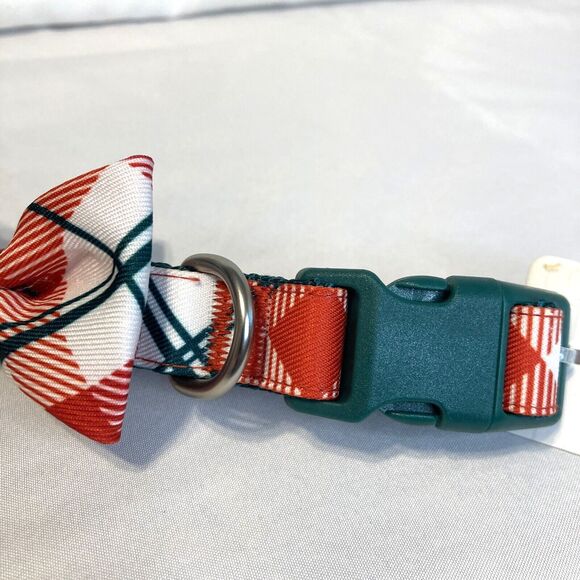 Merry & Bright Festive Dog Collar w/Bowtie Red Green & White Size Medium - Picture 11 of 12